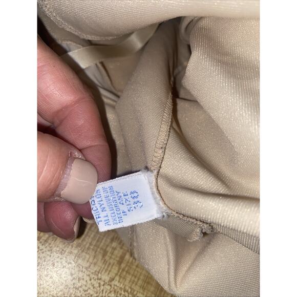 VTG Vanity Fair Nude FULL SLIP Tricot Nylon Lace Trim Sz 38 Made In USA - Picture 10 of 10